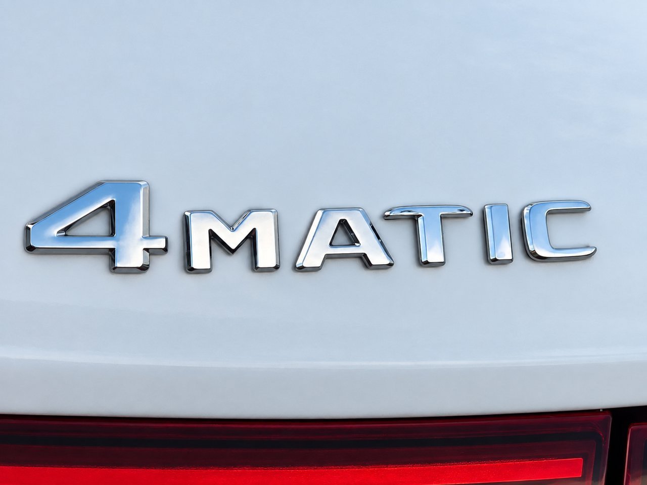 New 2026 Mercedes-Benz GLB 250 4MATIC image 7