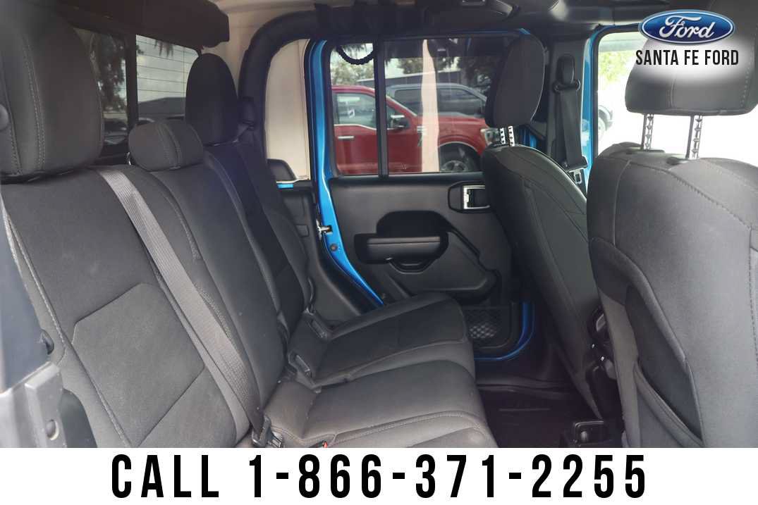 Used 2021 Jeep Gladiator Sport AWD/4WD image 19