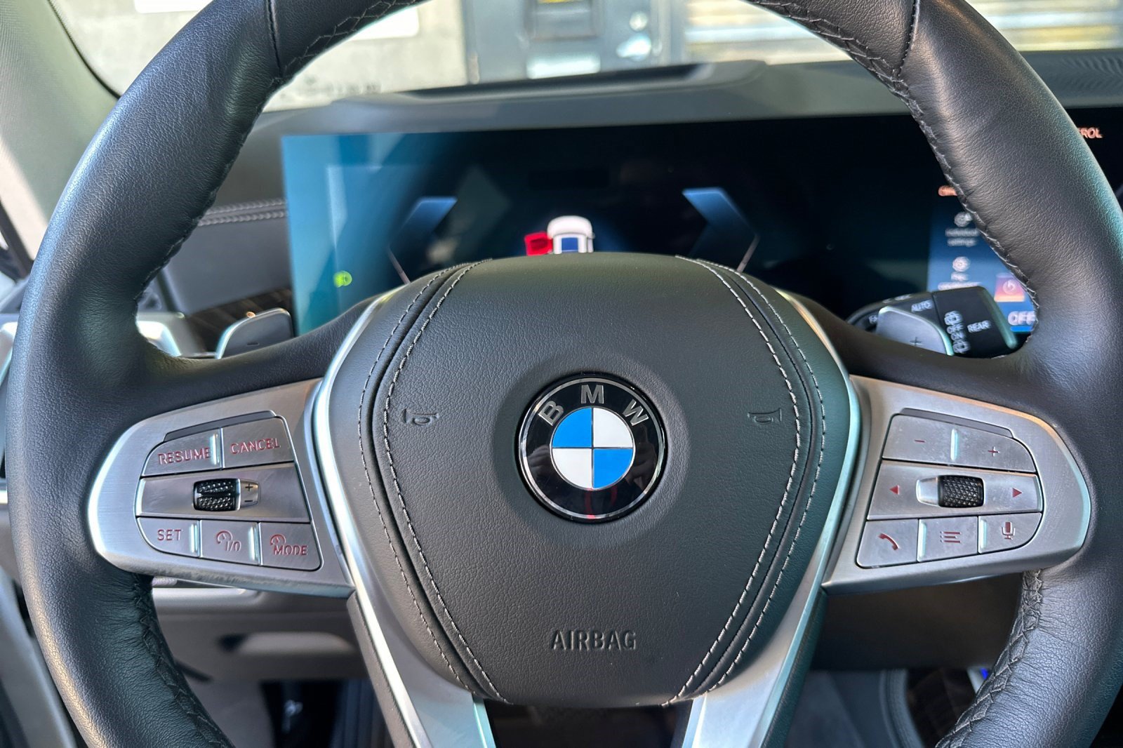 Used 2026 BMW X7 xDrive40i AWD/4WD image 30