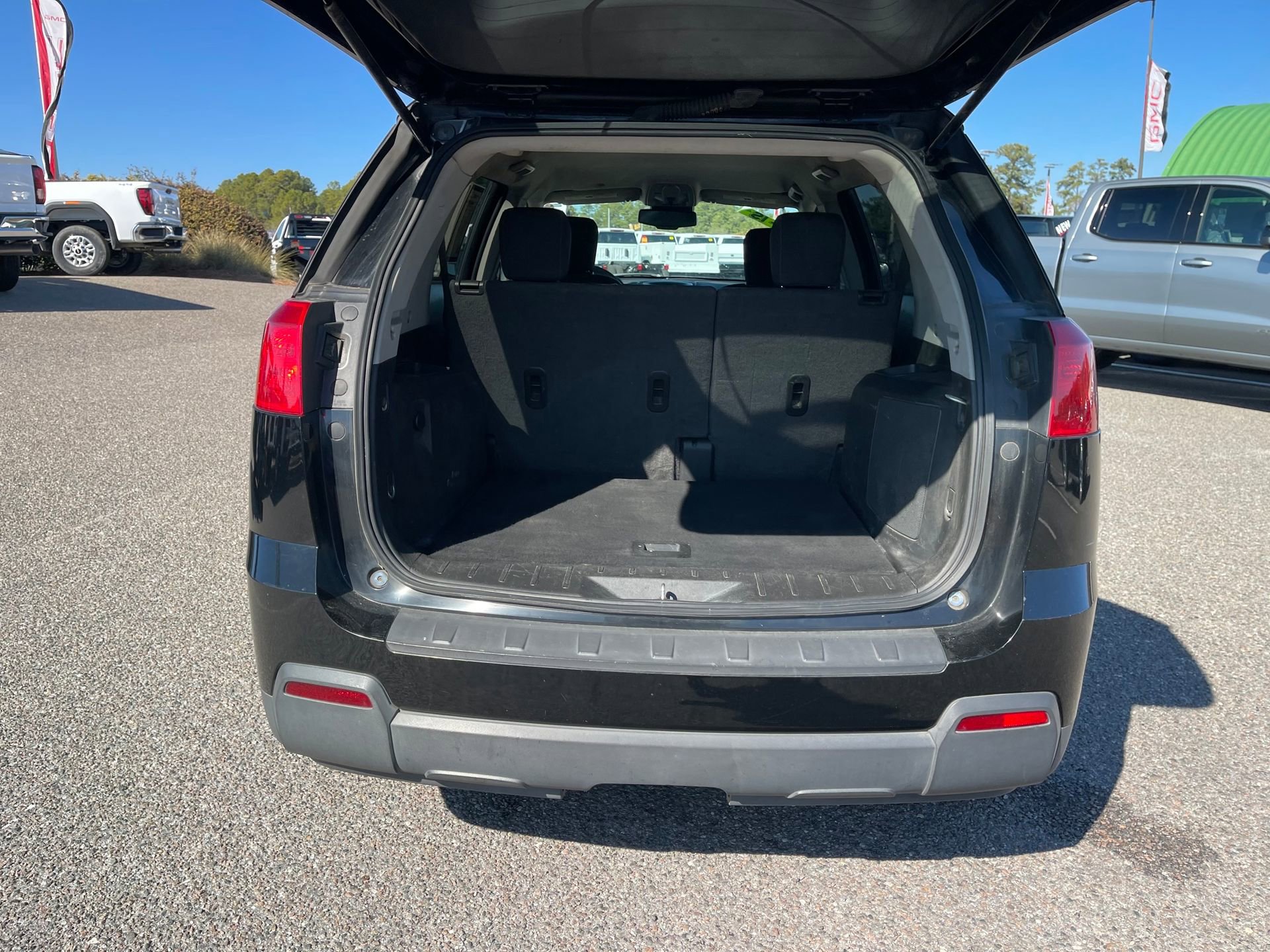 Used 2015 GMC Terrain SLE w/ LPO, Protection Package image 23