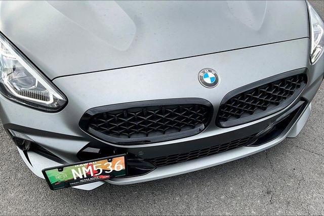 Used 2022 BMW Z4 M40i w/ Premium Package image 26