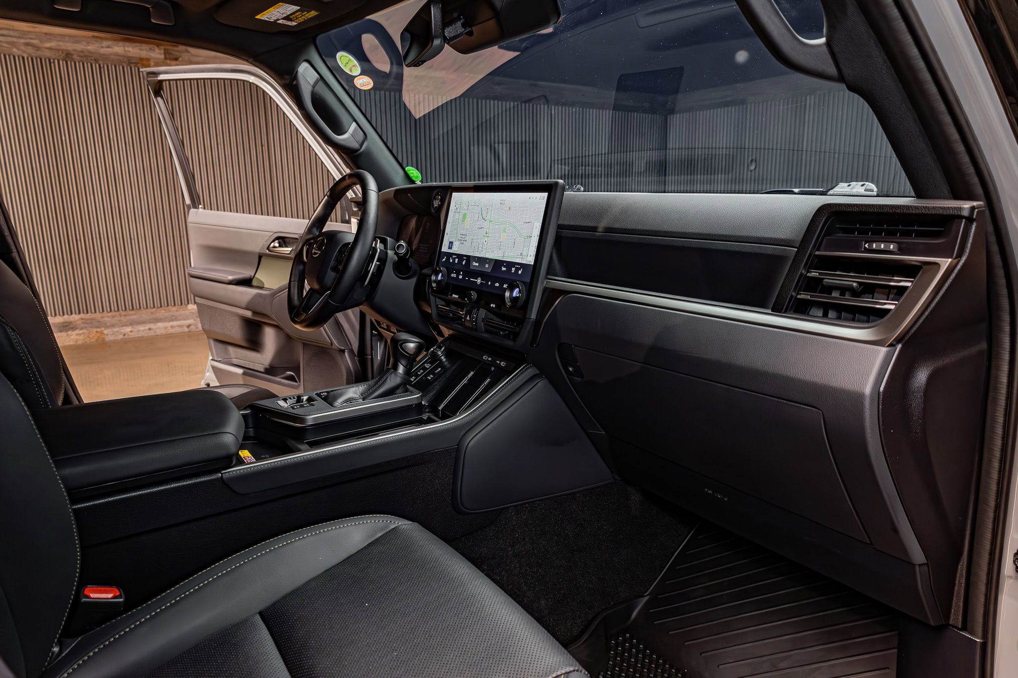 Used 2025 Lexus GX 550 550 Overtrail image 14