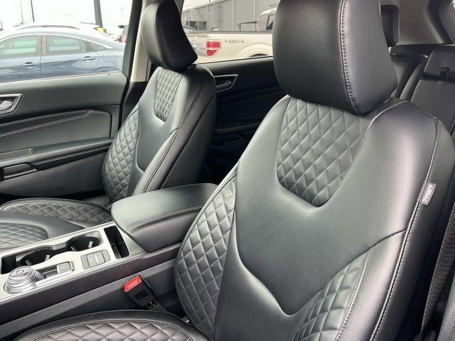 Certified 2024 Ford Edge Titanium AWD/4WD image 30