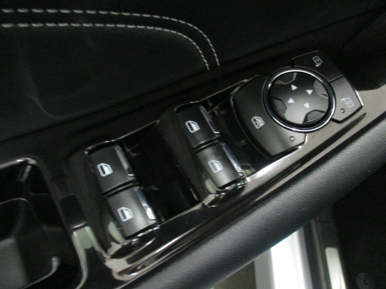 Used 2020 Ford Edge Titanium w/ Cargo Accessory Package image 16