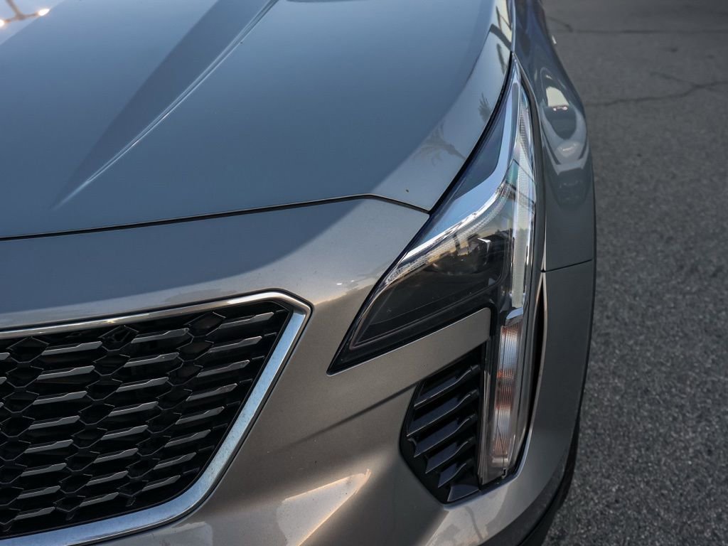 Used 2023 Cadillac XT4 Premium Luxury image 10