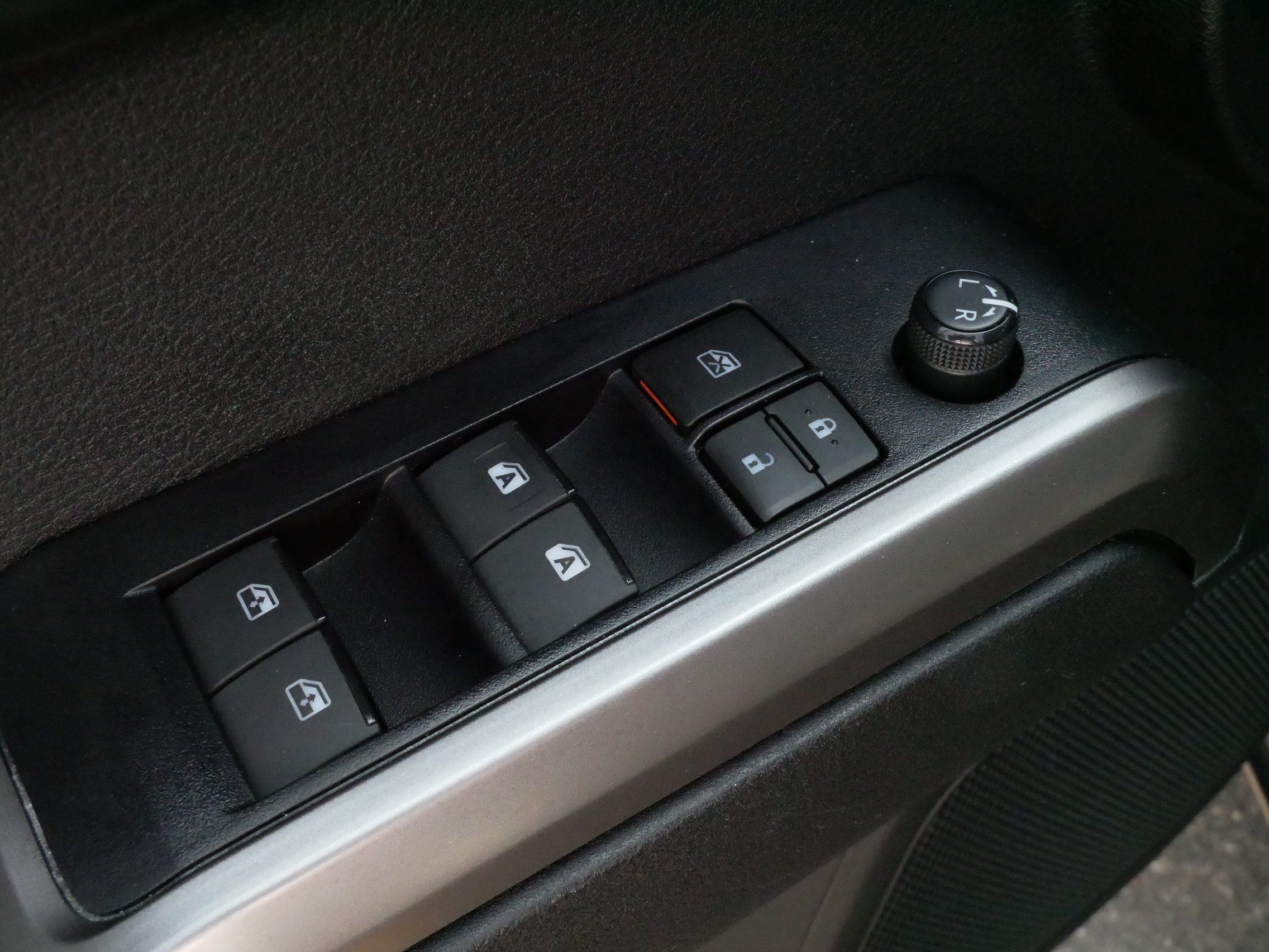 Used 2023 Toyota Tacoma SR5 w/ SX Package AWD/4WD image 19