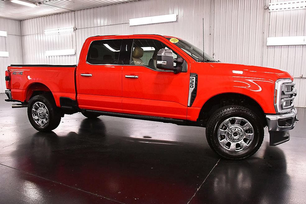 Used 2025 Ford F350 Lariat w/ Chrome Package AWD/4WD image 8
