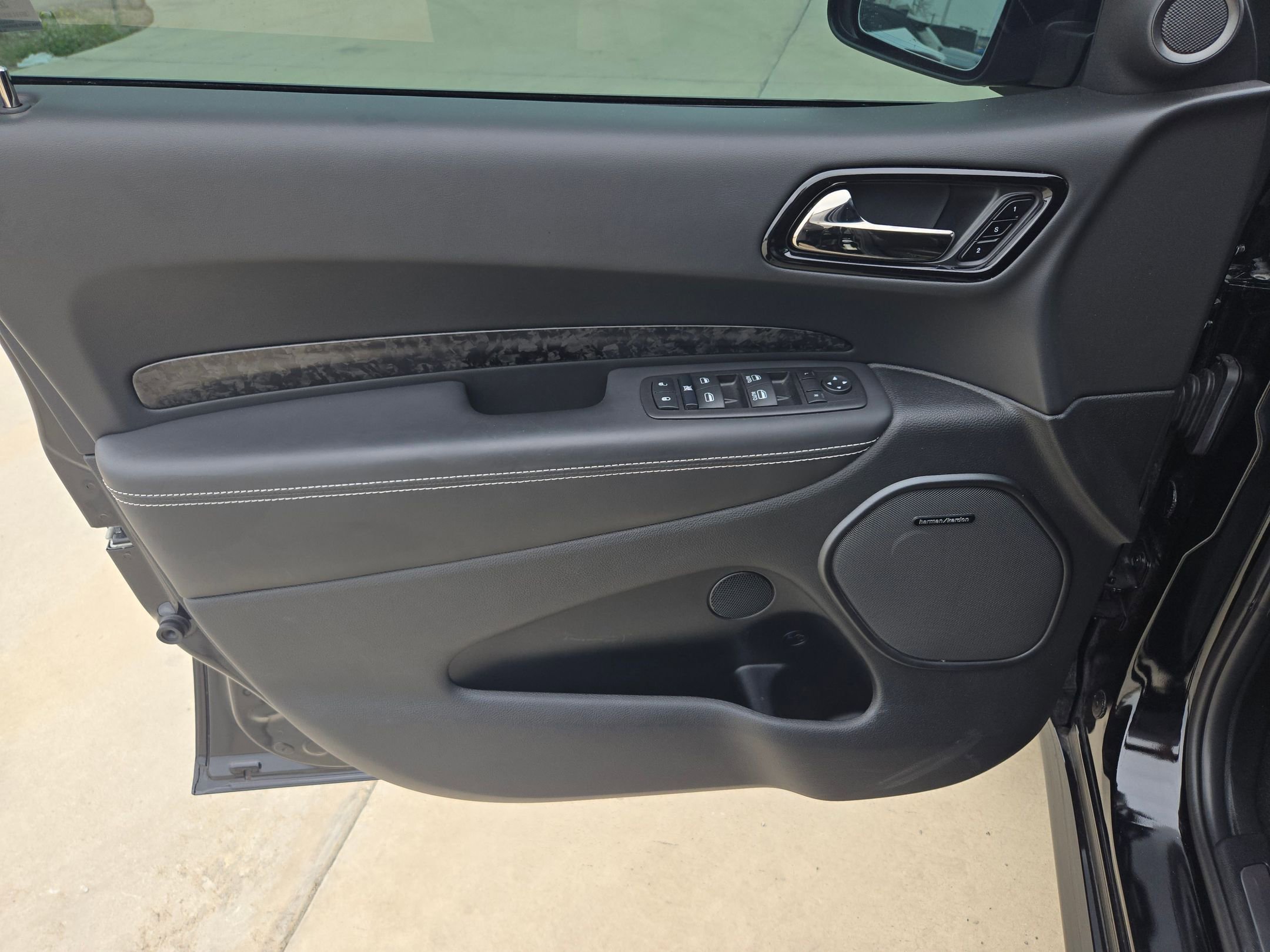 Used 2024 Dodge Durango SRT AWD/4WD image 11