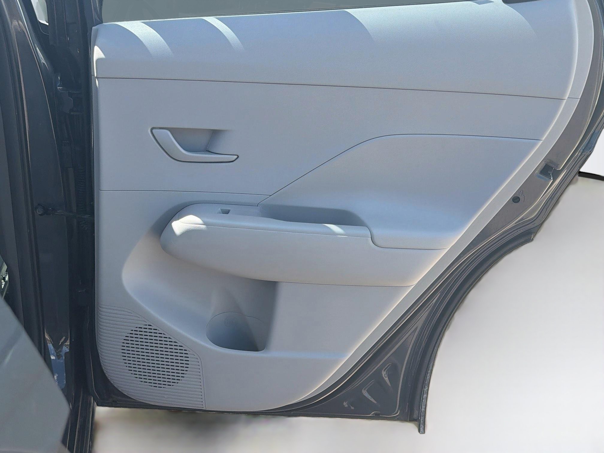 Used 2025 Hyundai Kona SEL AWD/4WD image 29