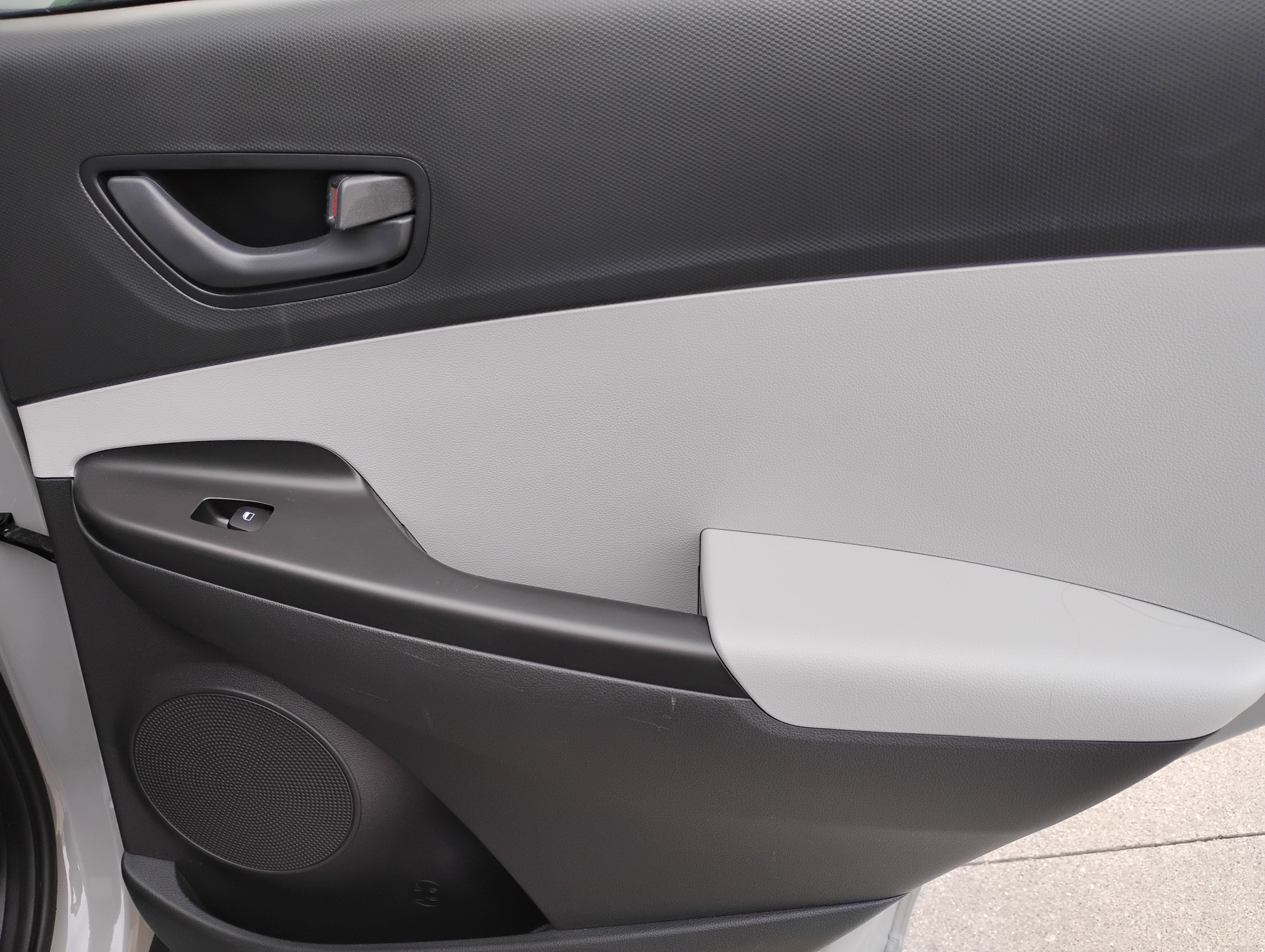 Used 2023 Hyundai Kona SEL w/ Cargo Package image 21