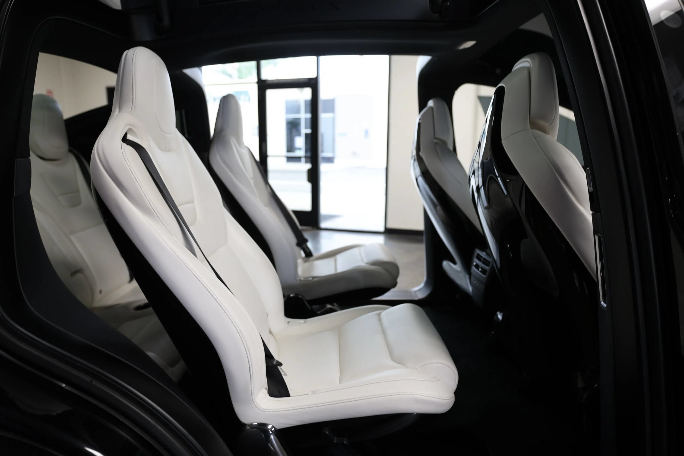 Used 2016 Tesla Model X 75D AWD/4WD image 40