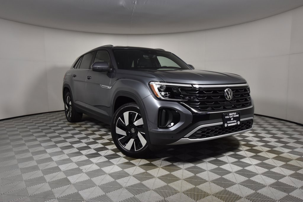 New 2025 Volkswagen Atlas Cross Sport SE image 1