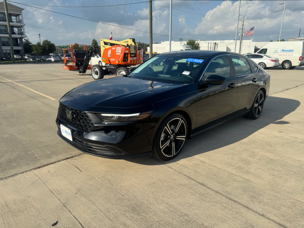 Certified 2024 Honda Accord Sport image 4
