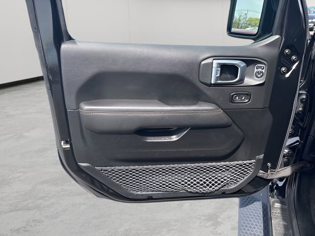 Used 2021 Jeep Wrangler Unlimited Sahara image 9