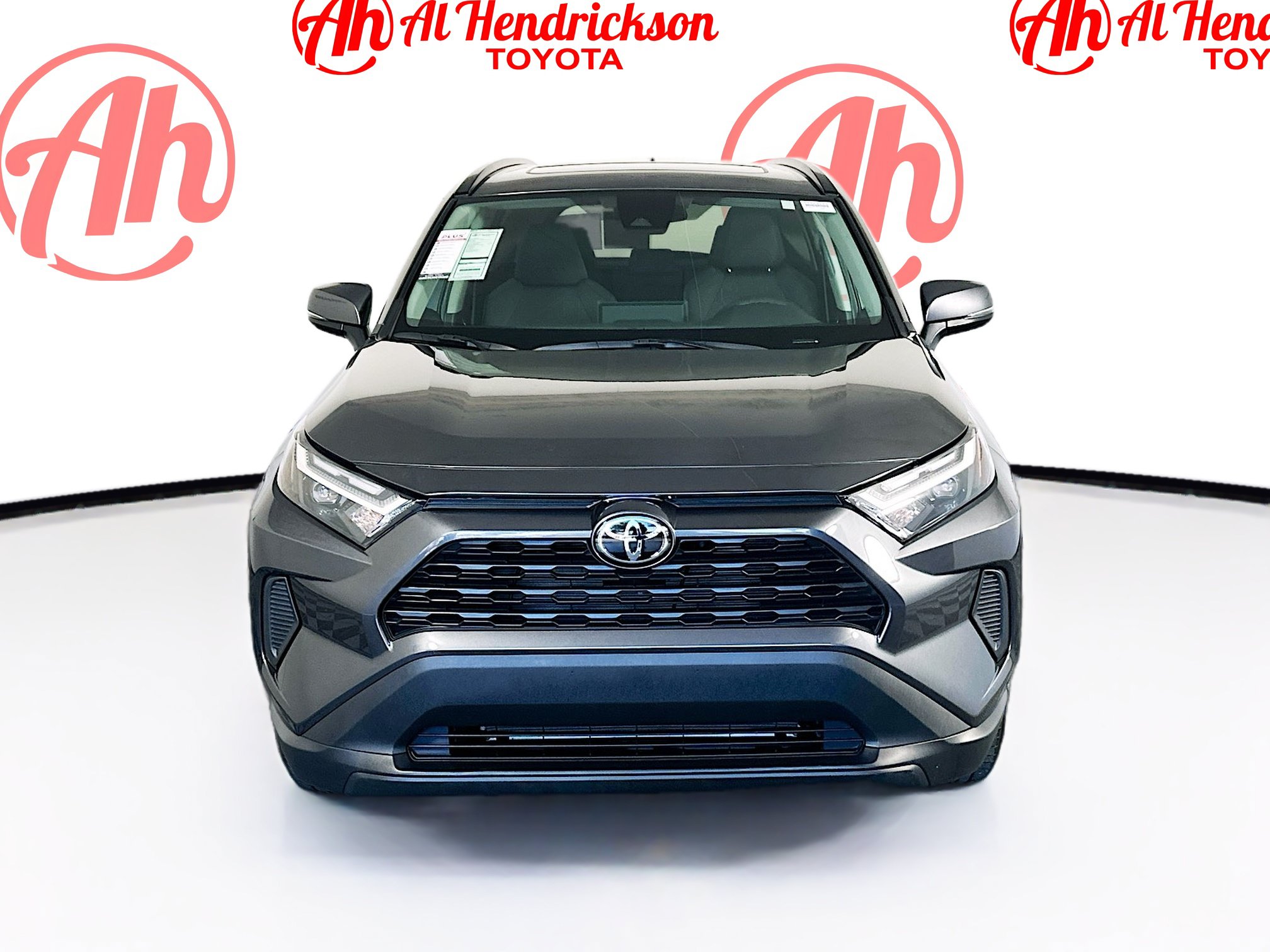 Used 2024 Toyota RAV4 XLE w/ Convenience Package FWD image 8