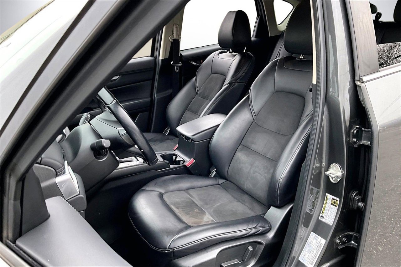 Used 2018 MAZDA CX-5 Touring image 19