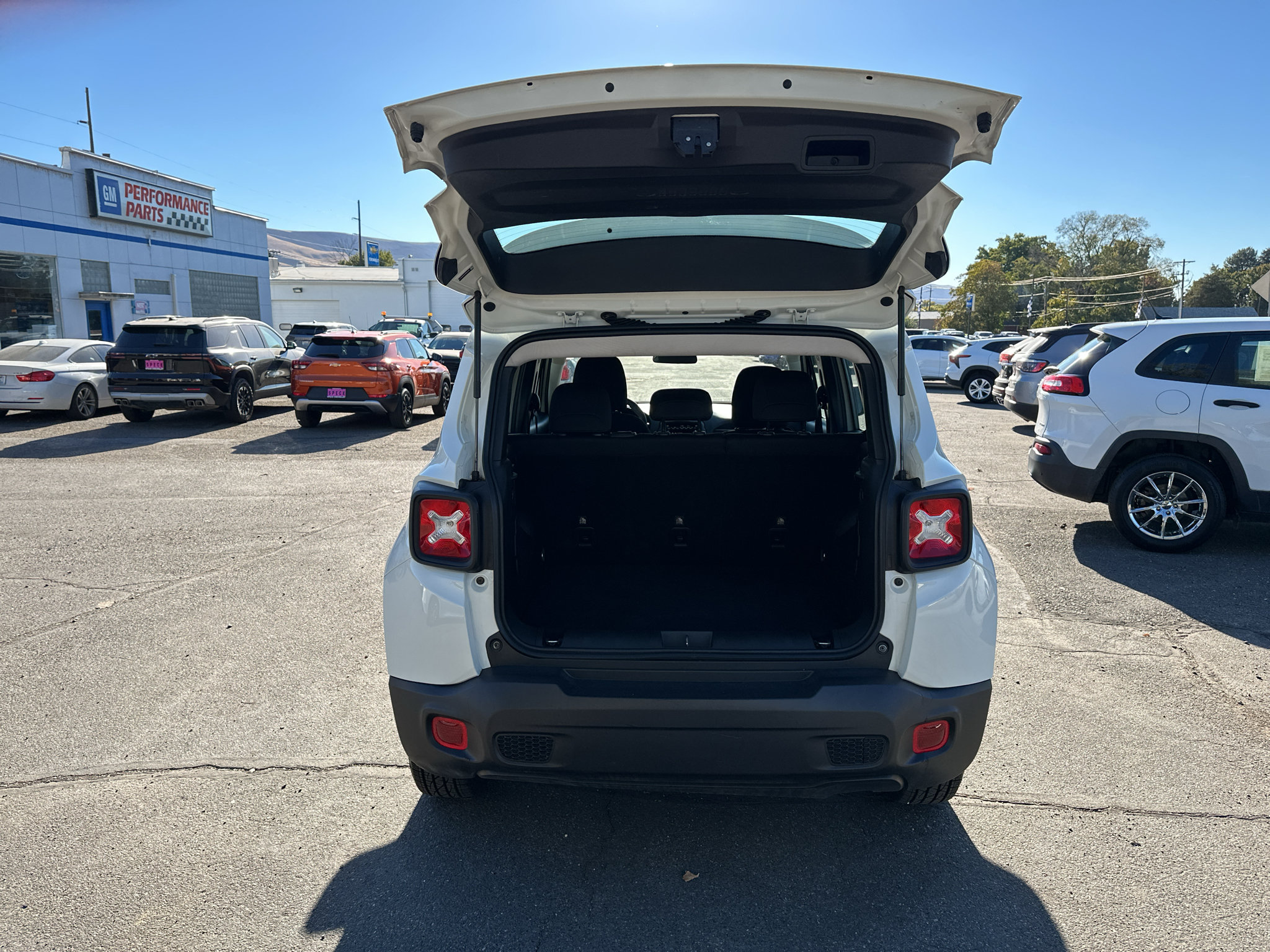 Used 2022 Jeep Renegade Sport AWD/4WD image 13