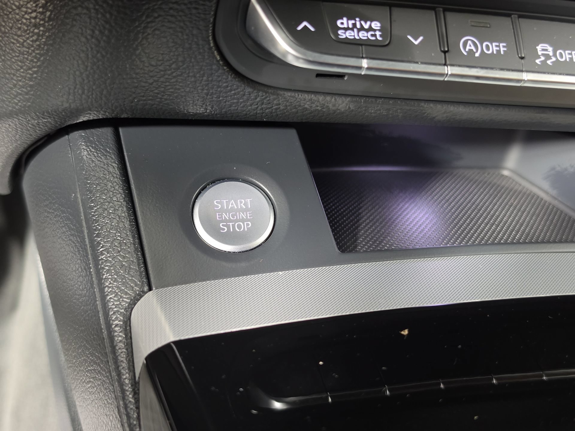Certified 2025 Audi Q5 2.0T Premium AWD/4WD image 30