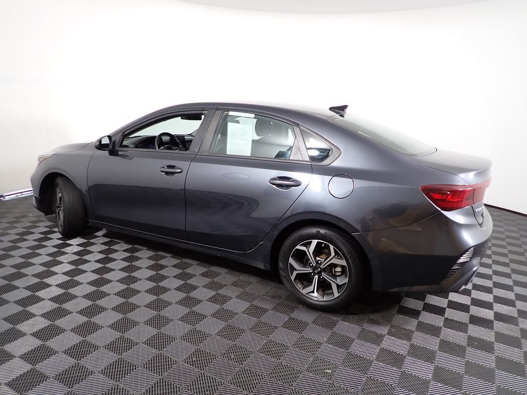 Used 2023 Kia Forte LXS FWD image 9
