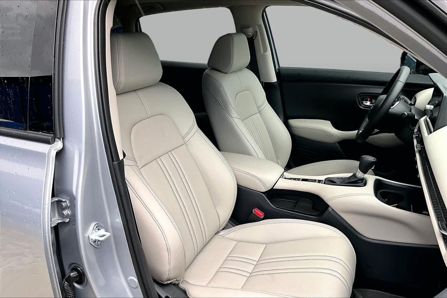 Used 2027 Honda HR-V EX-L image 9
