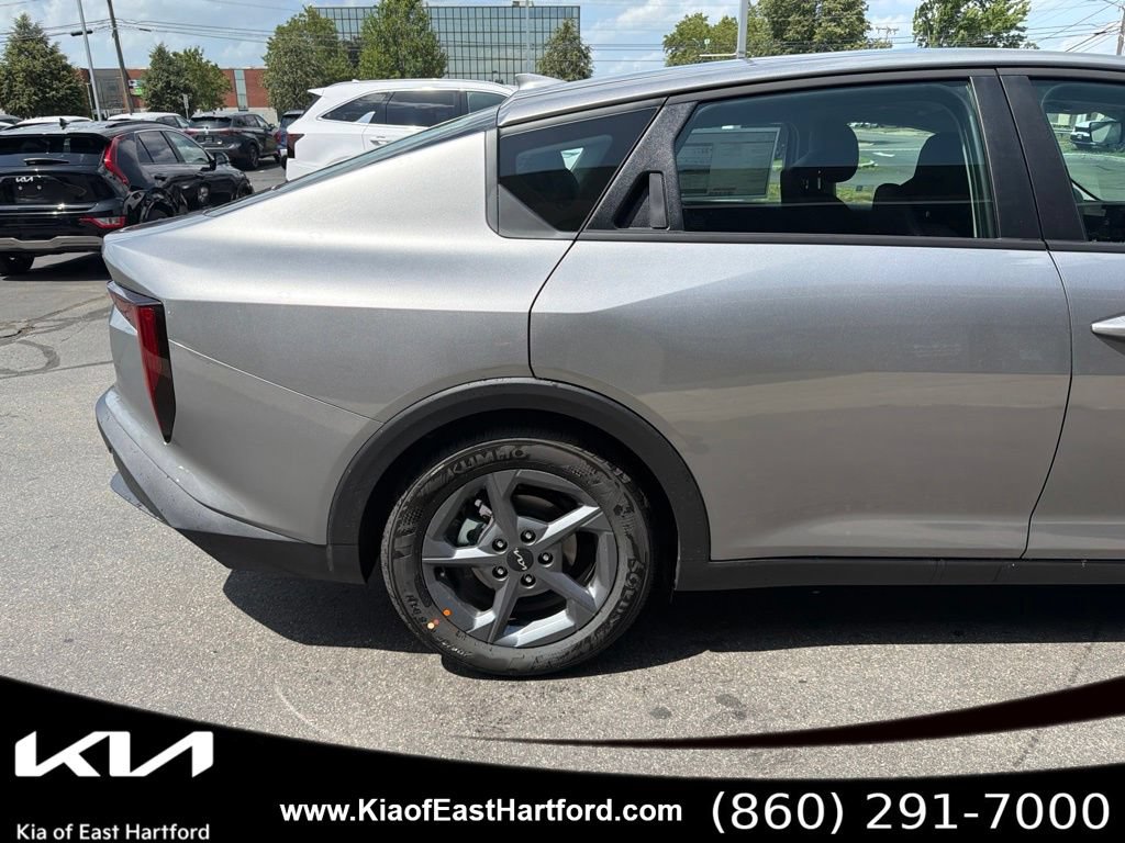 New 2026 Kia K4 FWD image 7