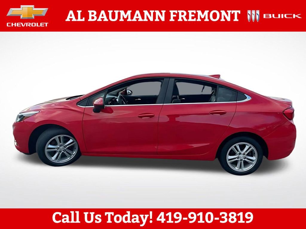 Used 2018 Chevrolet Cruze LT FWD image 12
