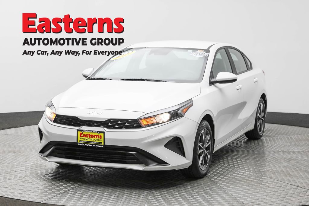 Used 2024 Kia Forte LXS image 1