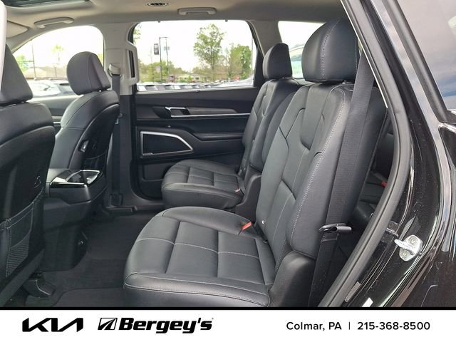 Certified 2022 Kia Telluride EX w/ EX Premium Package AWD/4WD image 11