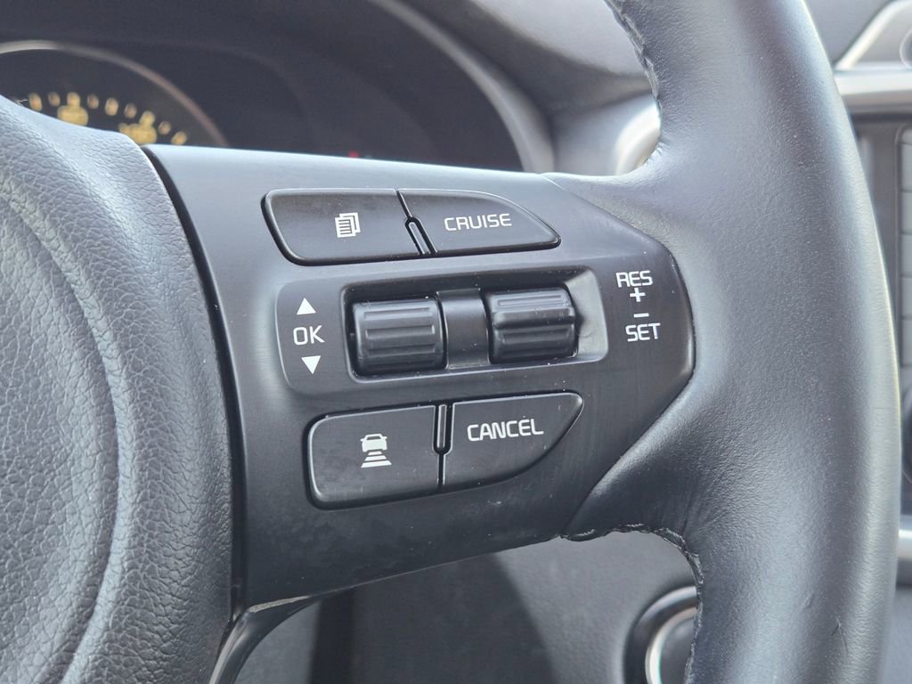 Used 2017 Kia Sorento SX image 25