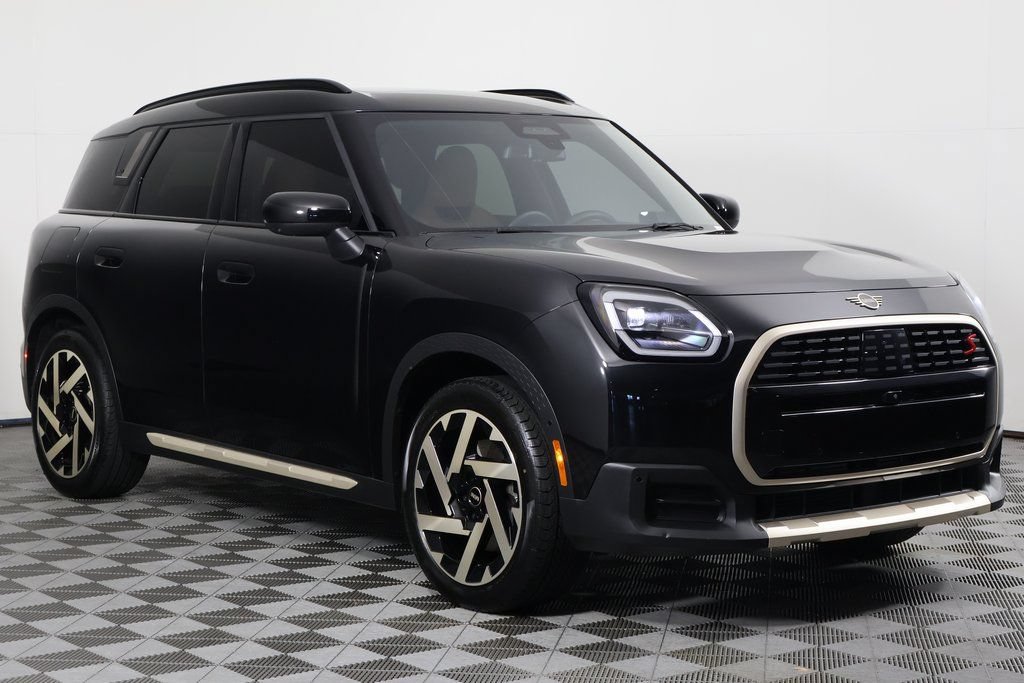 Used 2025 MINI Cooper Countryman S w/ Comfort Package Max AWD/4WD image 3
