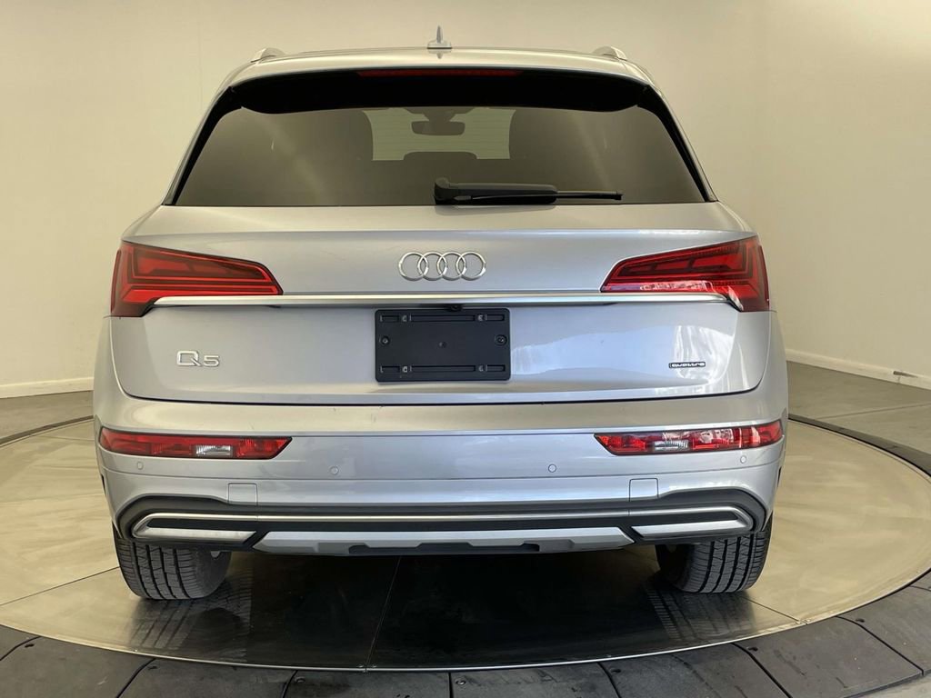 Certified 2023 Audi Q5 2.0T Premium w/ Convenience Package image 6