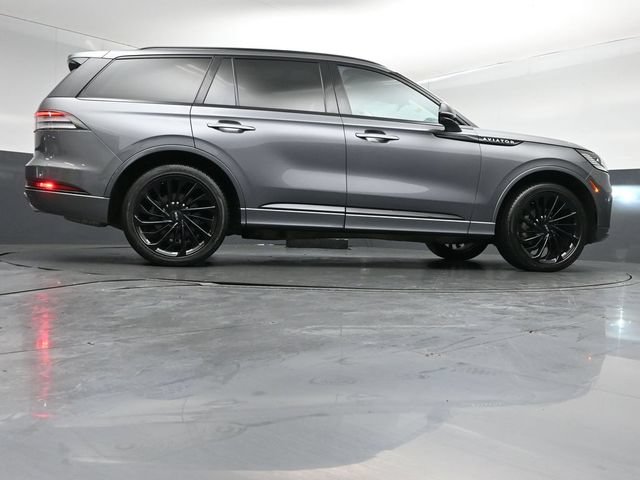 Certified 2025 Lincoln Aviator Reserve w/ Equipment Group 201A AWD/4WD image 39