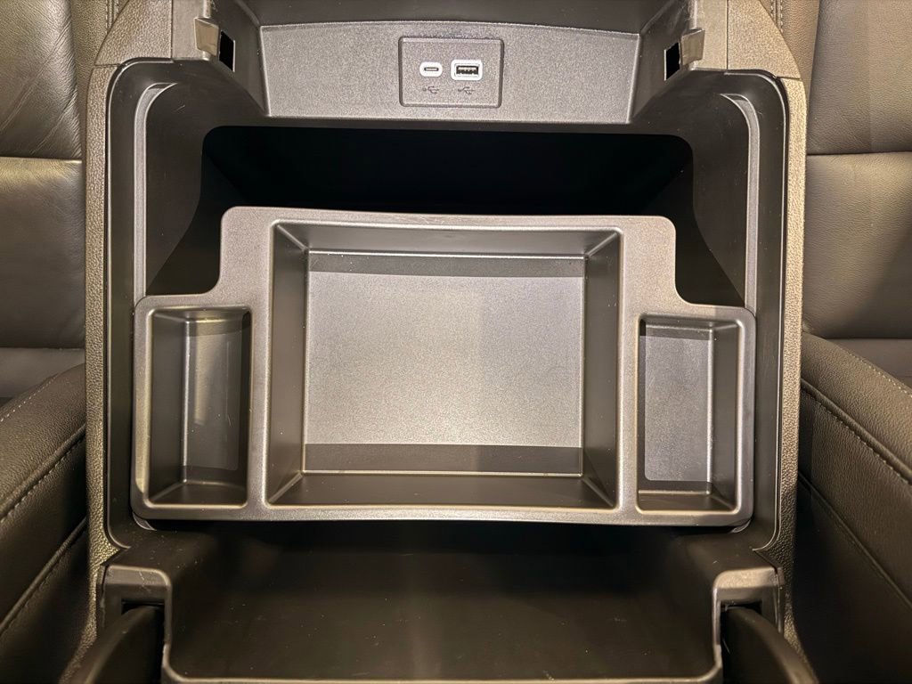 Used 2024 Chevrolet Tahoe Z71 w/ Z71 Off-Road Package AWD/4WD image 28