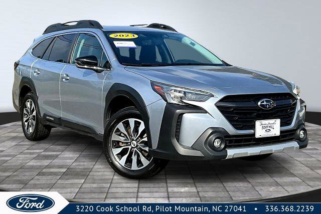 Used 2023 Subaru Outback Limited w/ Tech Package 2