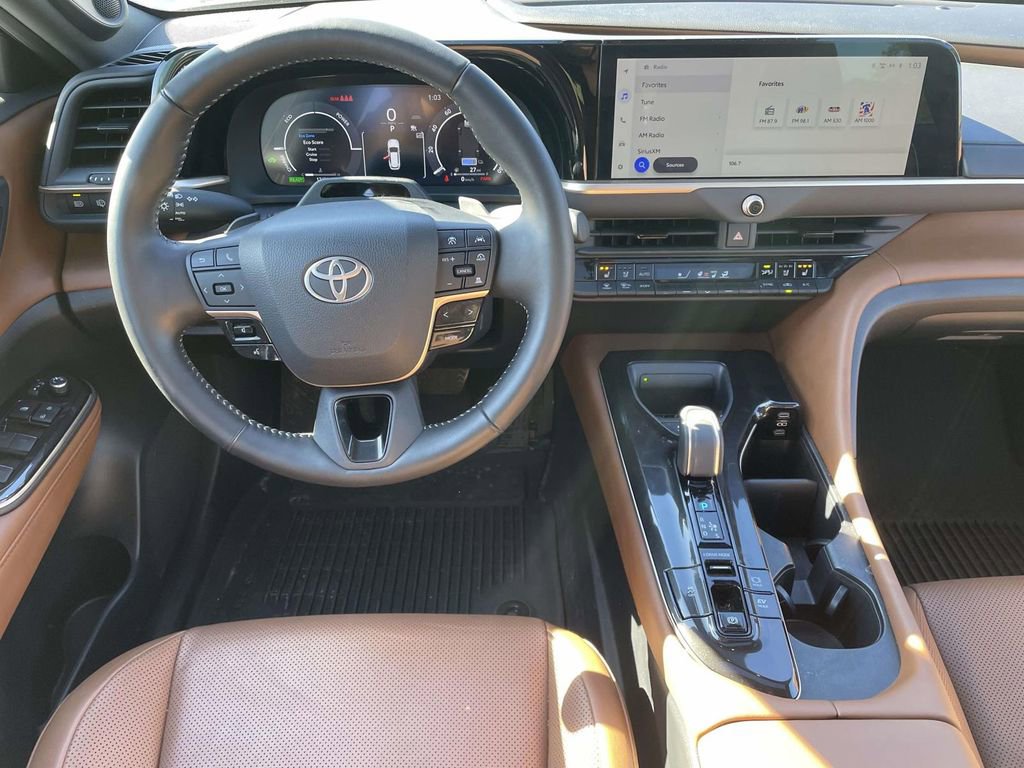 Used 2025 Toyota Crown Signia image 25