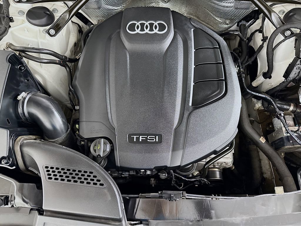 Used 2018 Audi Q5 2.0T Premium Plus w/ Premium Plus Package AWD/4WD image 32