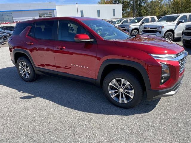 New 2026 Chevrolet Equinox LT w/ Convenience Package II image 8