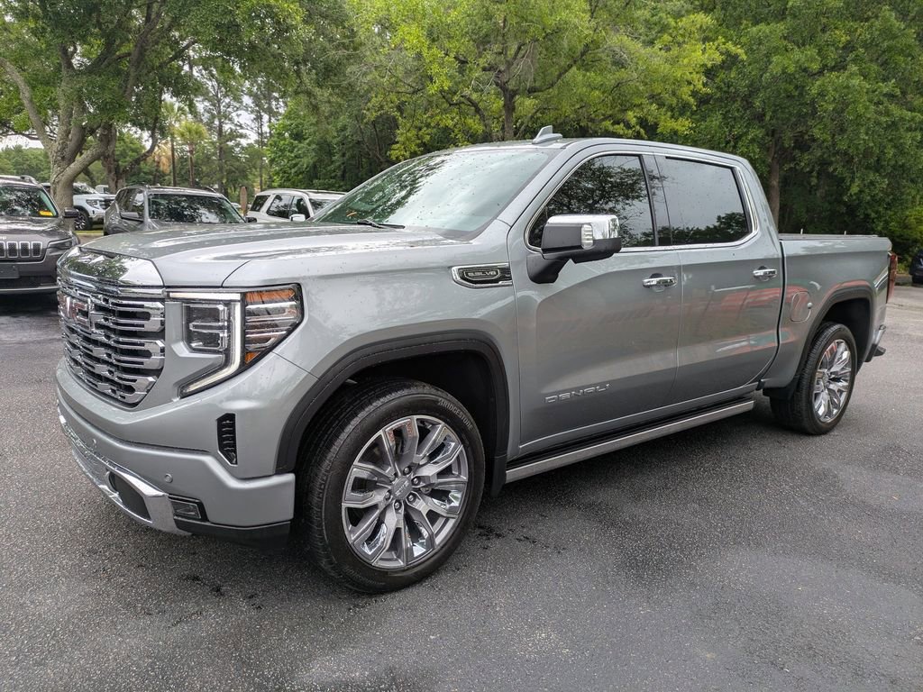Used 2024 GMC Sierra 1500 Denali w/ Denali Reserve Package AWD/4WD image 8