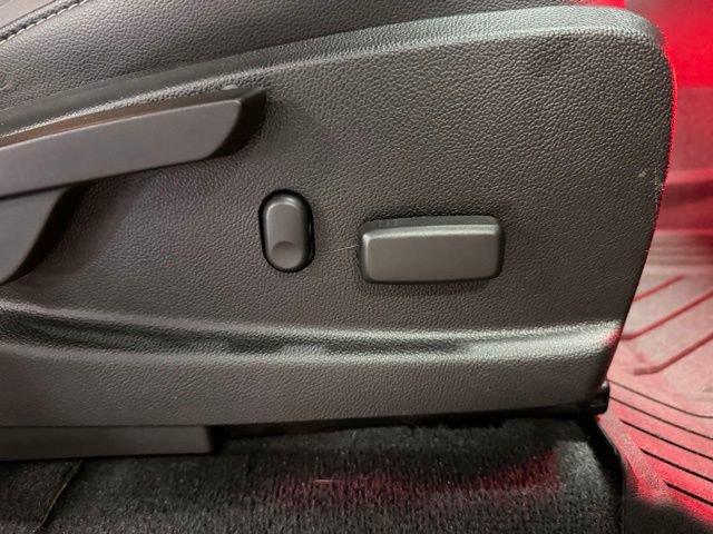 Used 2020 Chevrolet Colorado Z71 image 29