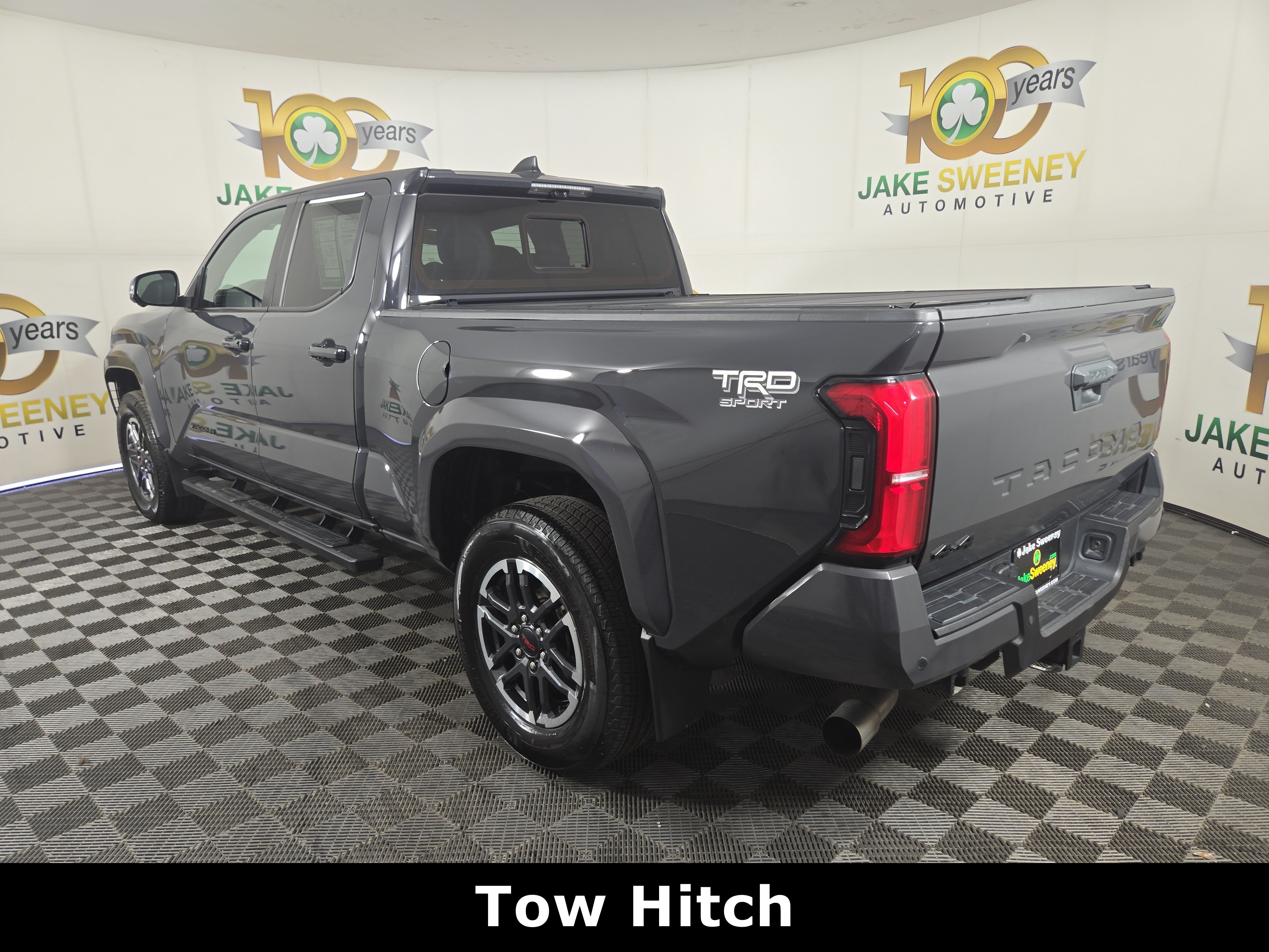 Used 2024 Toyota Tacoma TRD Sport w/ TRD Sport Premium Package AWD/4WD image 6