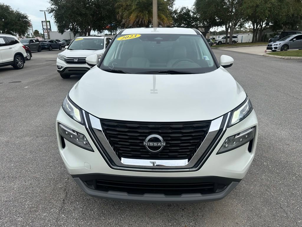 Used 2023 Nissan Rogue SV image 13