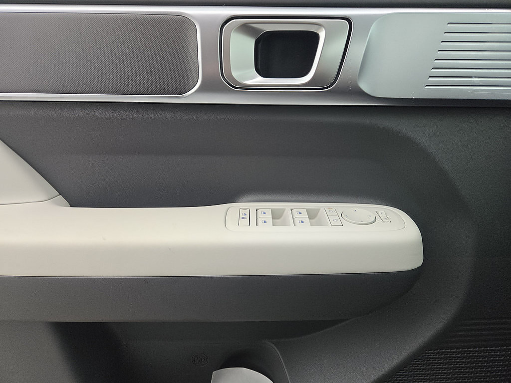 New 2026 Hyundai Santa Fe SE FWD image 24