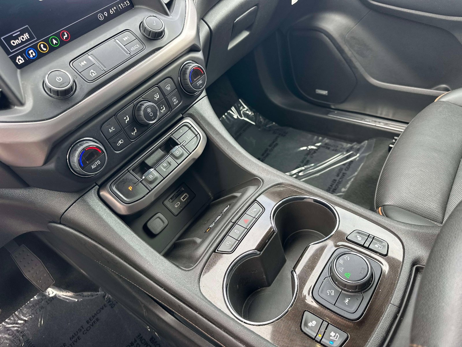 Certified 2022 GMC Acadia AT4 w/ Technology Package image 14