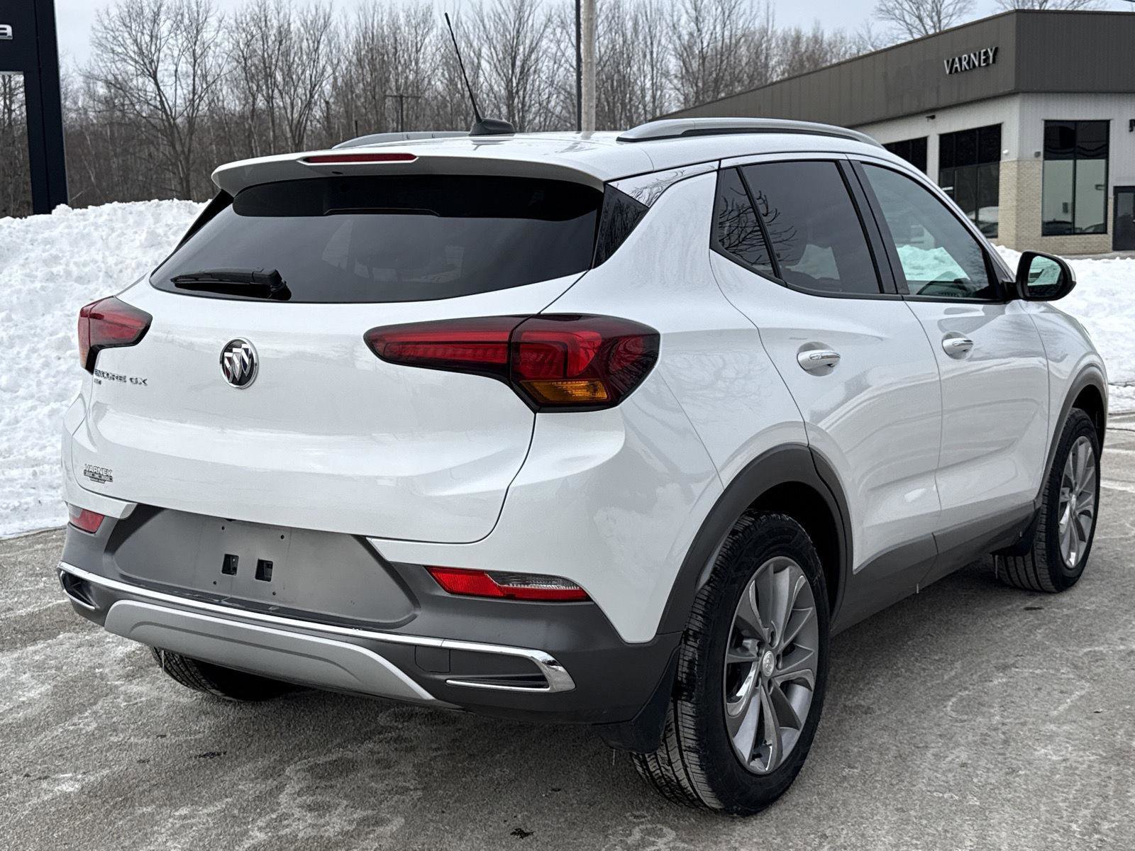 Used 2023 Buick Encore GX Essence w/ Experience Buick Package image 8