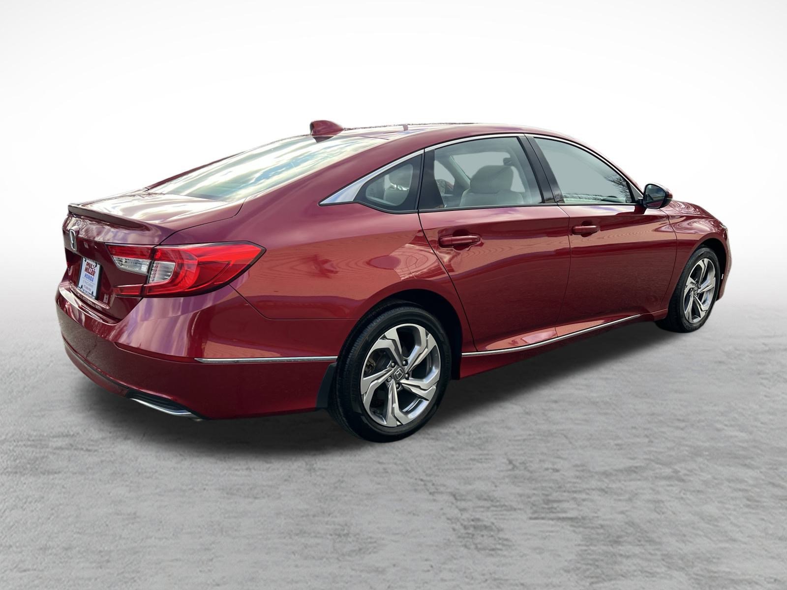 Certified 2019 Honda Accord EX-L image 6