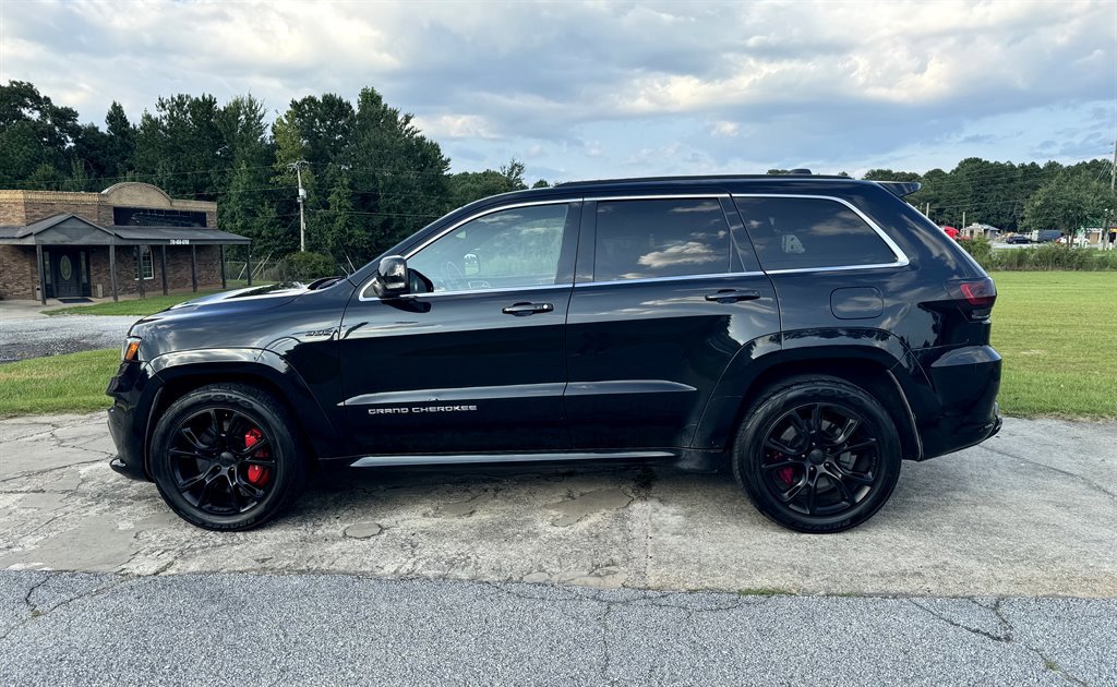 Used 2014 Jeep Grand Cherokee SRT8 w/ Luxury Group II image 11