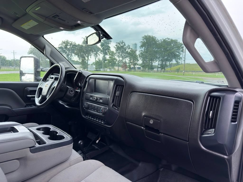 Used 2019 Chevrolet Silverado 2500 W/T AWD/4WD image 30