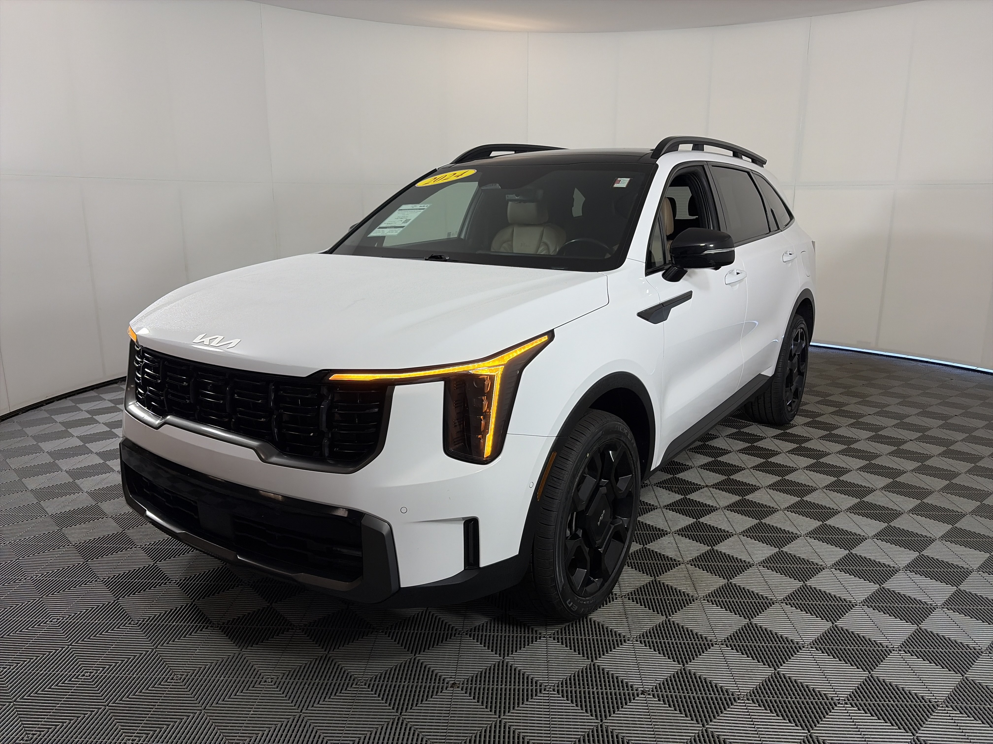Certified 2024 Kia Sorento SX Prestige w/ Olive Brown Leather Package AWD/4WD image 2