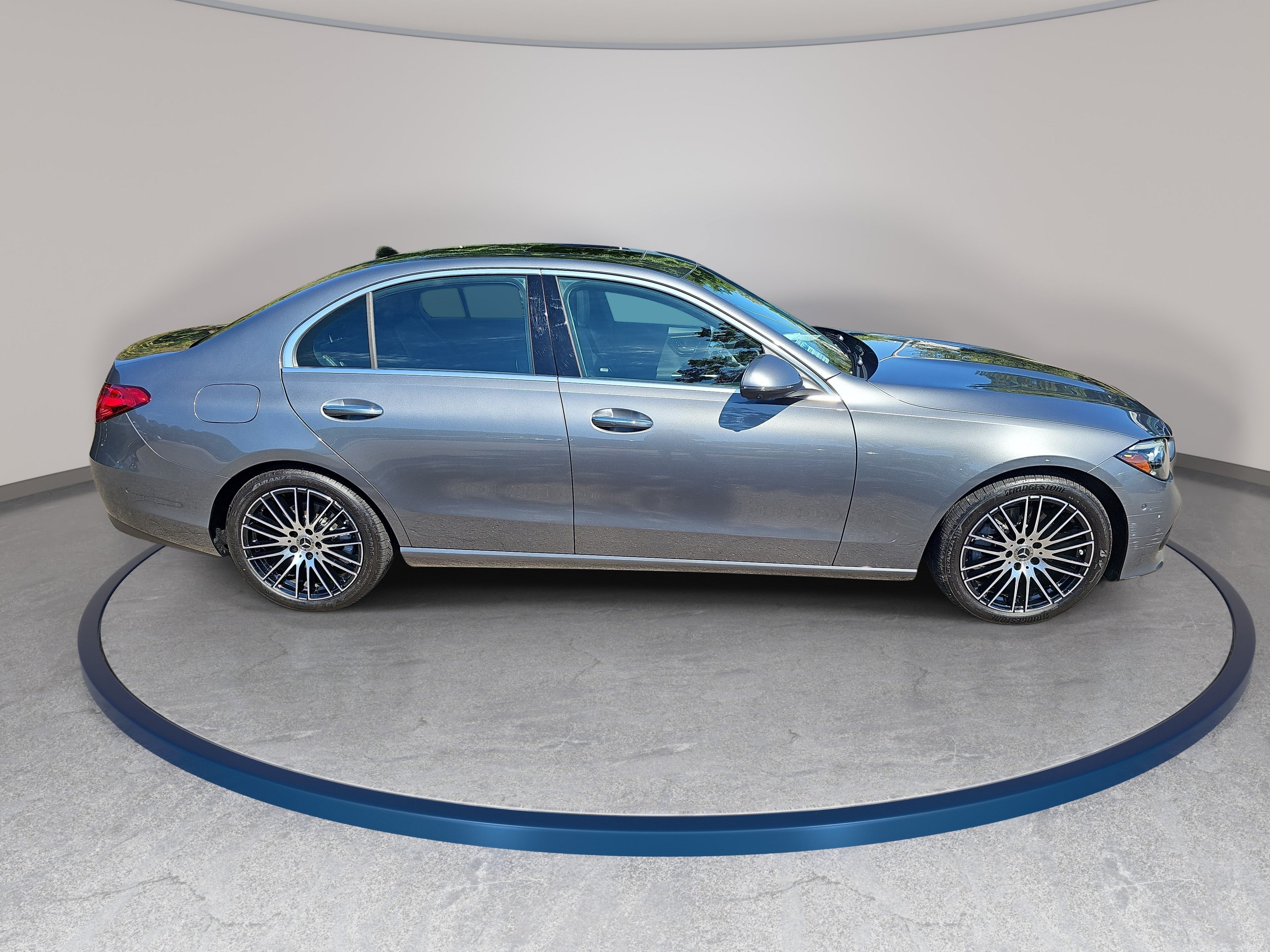 Used 2026 Mercedes-Benz C 300 Sedan image 5