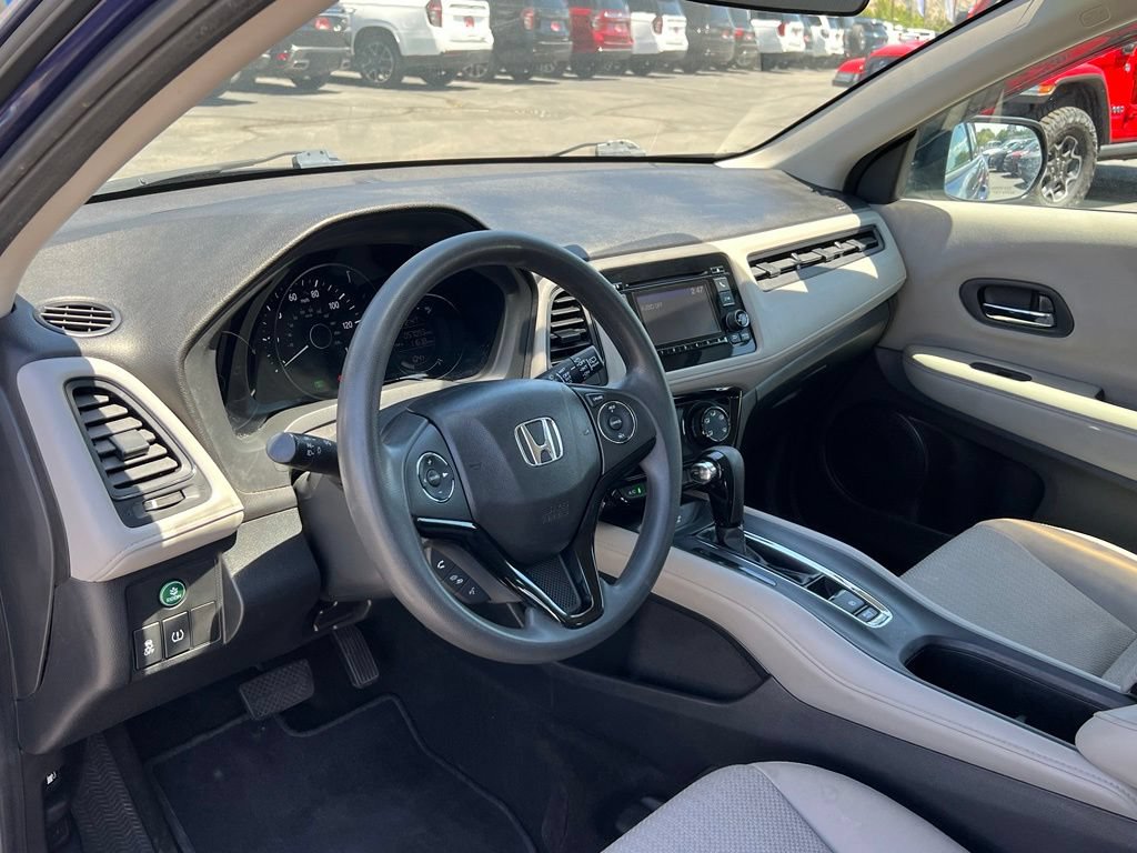 Used 2017 Honda HR-V LX image 26